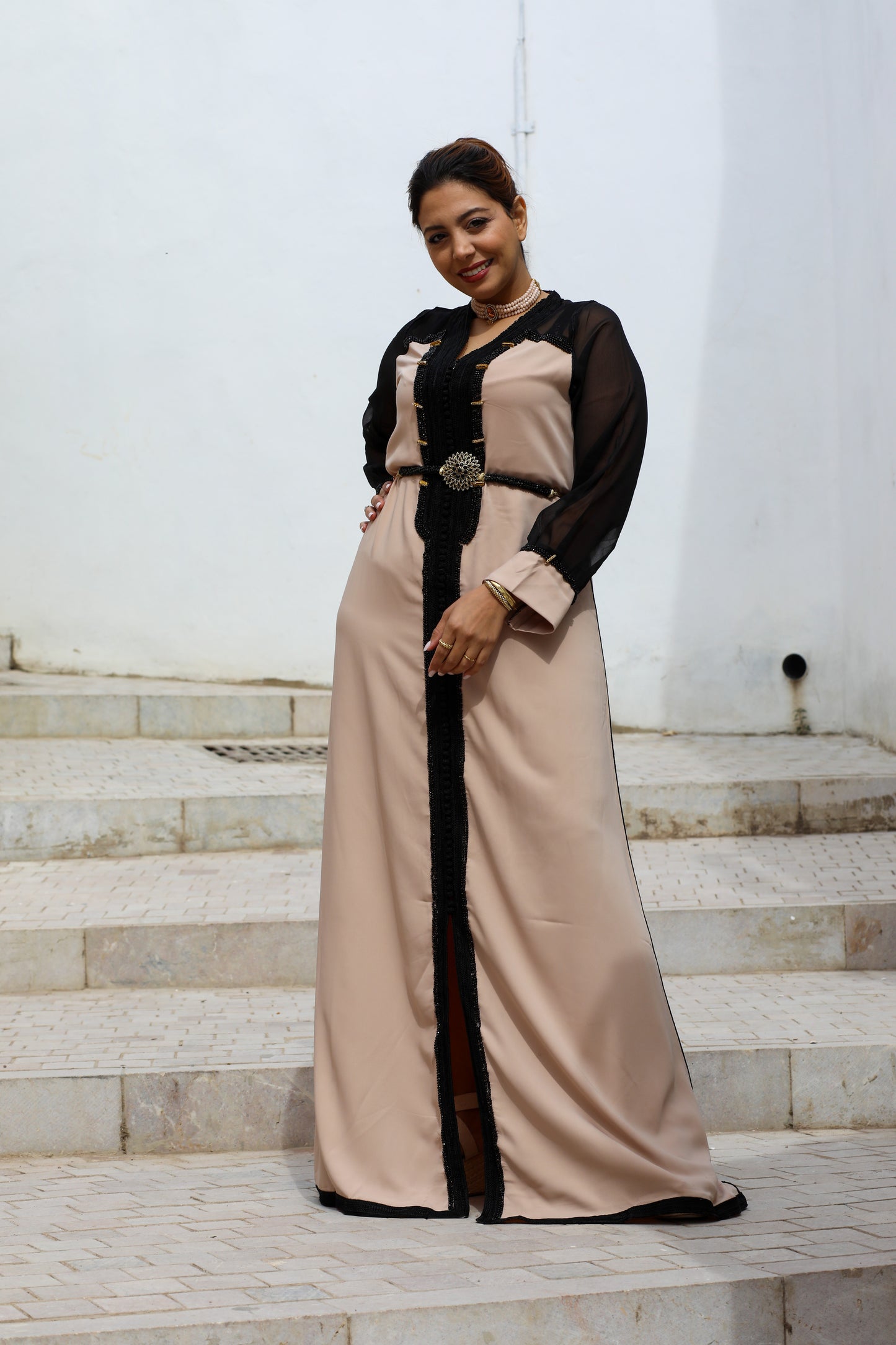 Beige kaftan with muslin sleeves Badgyal caftan Beige kaftan with muslin sleeves Badgyal caftan